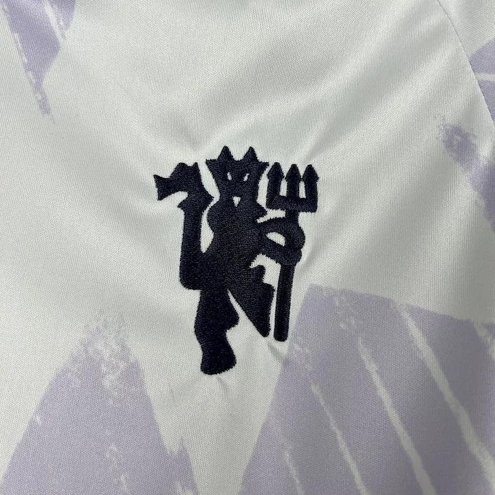 Maillot foot extérieur 
Manchester United 2025-2026