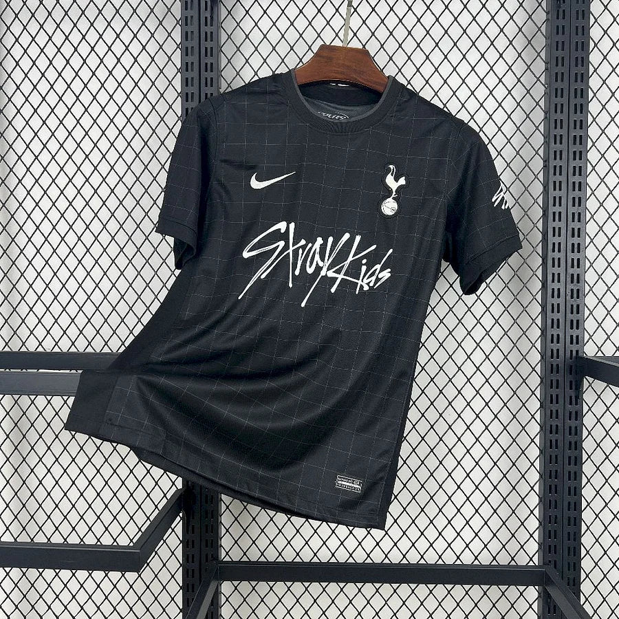 Maillot foot concept Tottenham 2025-2026