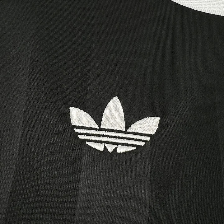 Maillot foot entraînement Real Madrid 
2025-2026