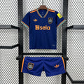 Kit Enfant foot Newcastle 
2025-2026