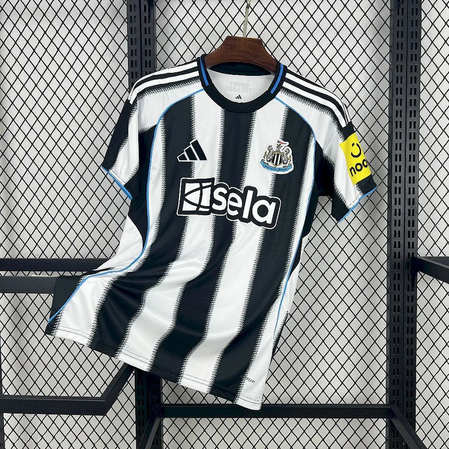 Maillot foot domicile  Newcastle
2025-2026