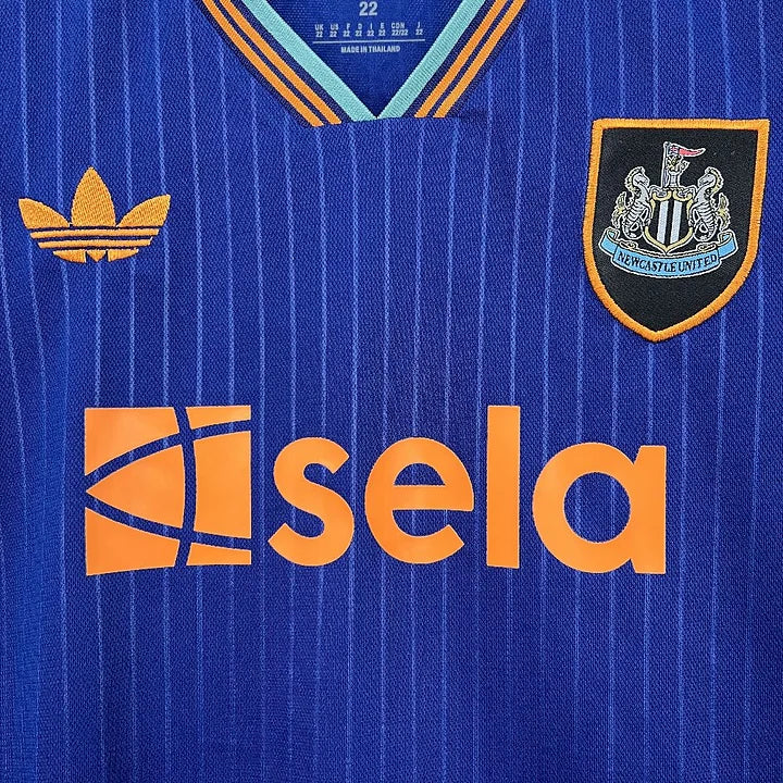 Kit Enfant foot Newcastle 
2025-2026