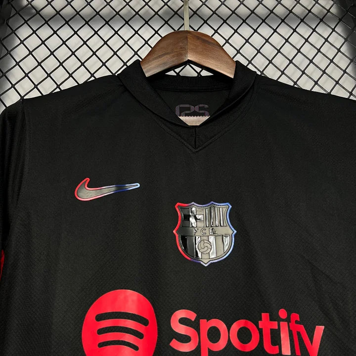 Maillot foot extérieur FC Barcelone 
2024-2025