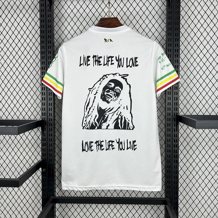Maillot foot concept Ajax Bob Marley 2025-2026