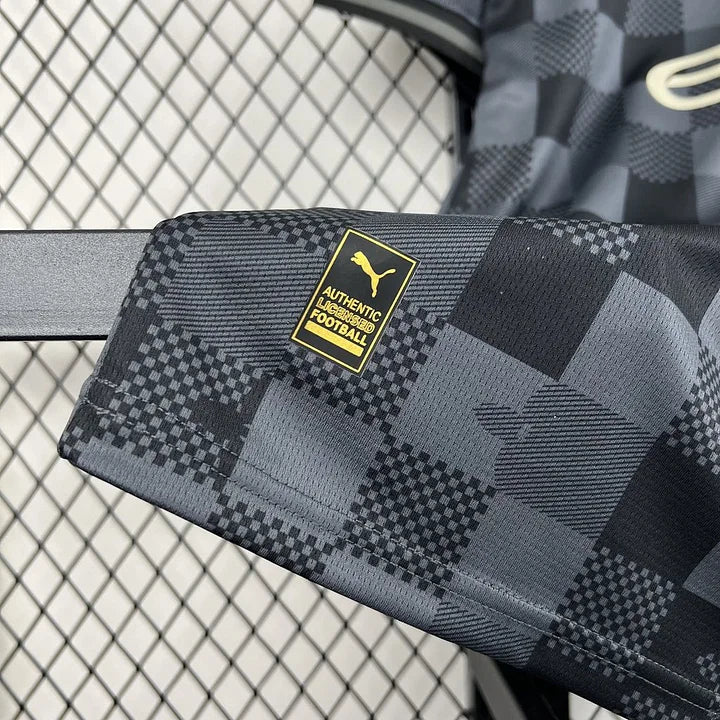 Maillot foot concept Louis Vuitton Manchester City 2024-2025