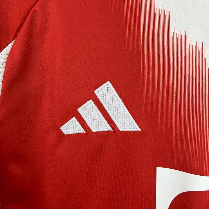 Maillot foot domicile Bayern Munich 2025-2026