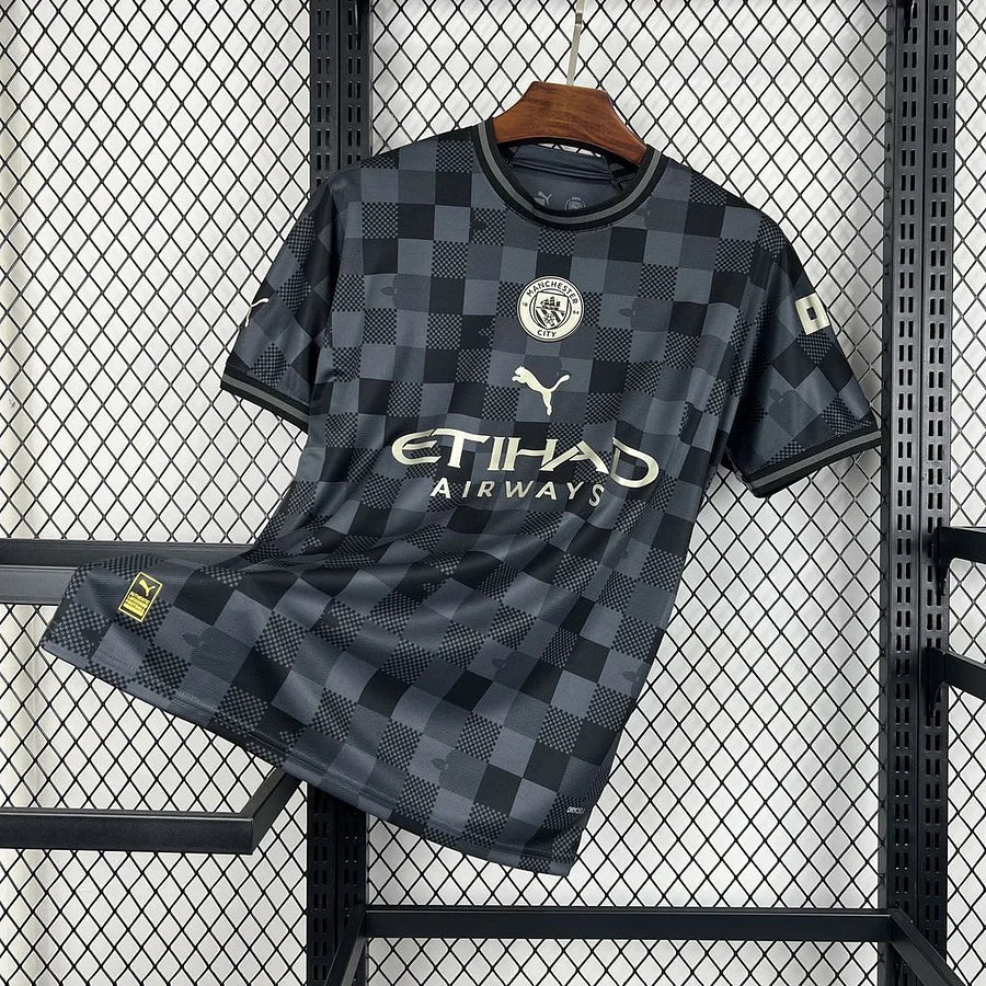 Maillot foot concept Louis Vuitton Manchester City 2024-2025