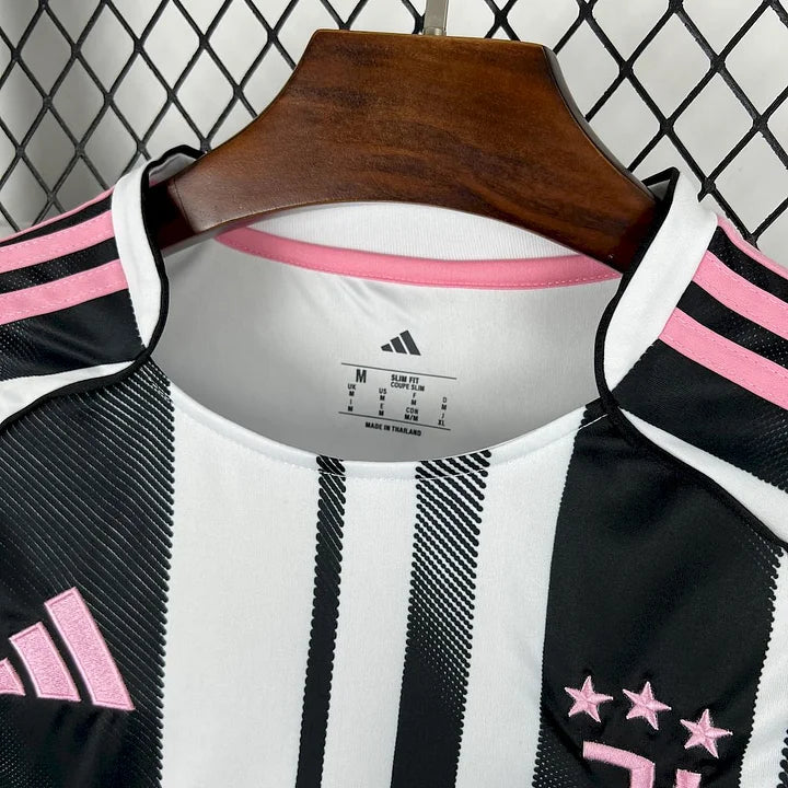 Maillot foot domicile 
Juventus 2025-2026