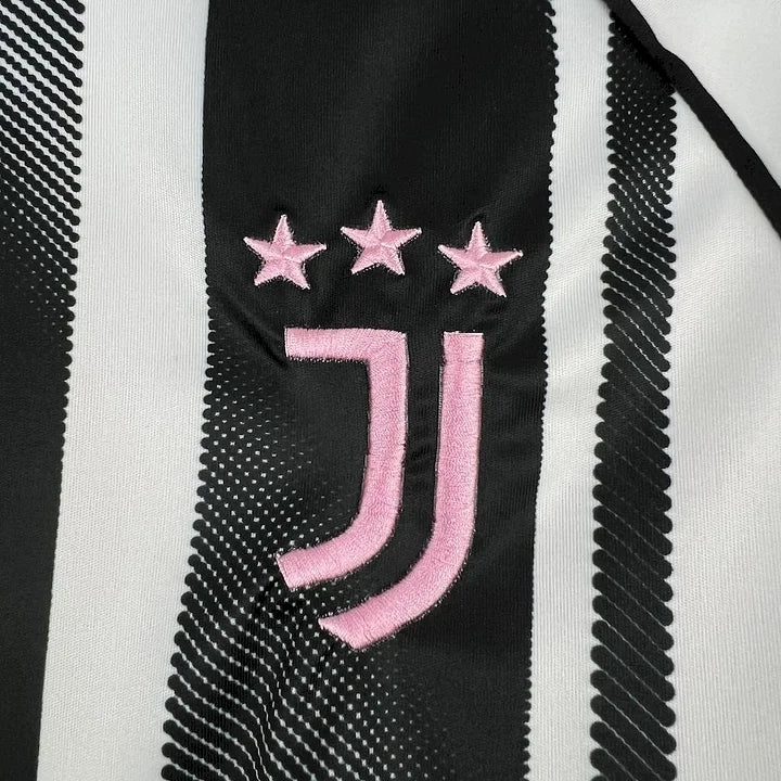 Maillot foot domicile 
Juventus 2025-2026