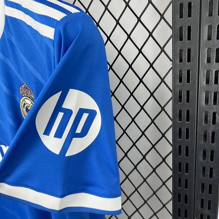 Maillot foot third Real Madrid 
2025-2026