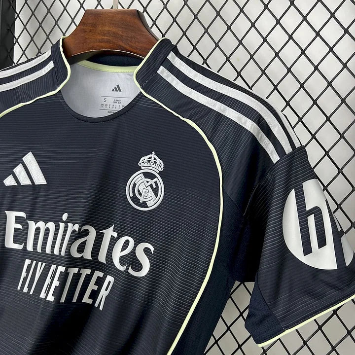 Maillot foot extérieur Real Madrid 2025-2026
