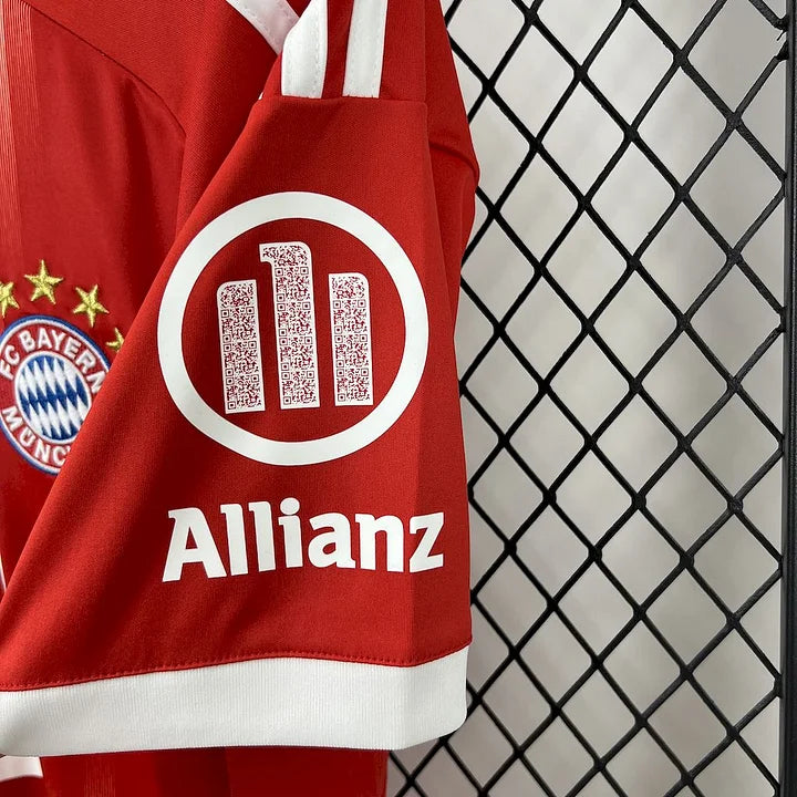 Maillot foot domicile Bayern Munich 2025-2026