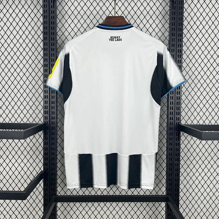 Maillot foot domicile  Newcastle
2025-2026
